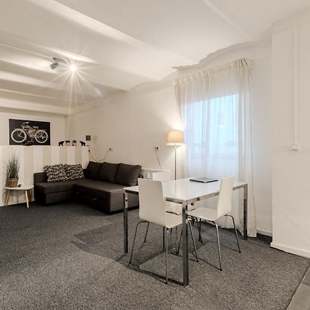 Stadtnahe & Ruhig Gelegen, Fusslaeufig Zur Alster Hamburg Bagian luar foto